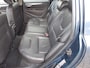 Volvo V70 2.4 Momentum Automaat 7 Pers. ( APK KEURING BIJ AFLEVERING! )