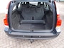 Volvo V70 2.4 Momentum Automaat 7 Pers. ( APK KEURING BIJ AFLEVERING! )