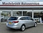 Opel Astra Sports Tourer 1.2 Blitz Elegance Schuif kanteldak Staat in Hardenberg