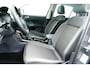 Volkswagen T-Cross 1.0 TSI Style Clima, Cruise, Stoelverw, Led Koplampen, 17"LMV, Haak 1100kg
