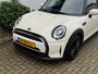 MINI One Mini 3-Deurs (f56) 1.5 102pk Aut Business Edition/ John Cooper Works velgen/ Navigatie/ Half lederen bekleding/ Parkeersensoren/ DAB/ 1 Eigenaar/ Origineel NL/ NAP