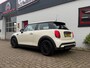MINI One Mini 3-Deurs (f56) 1.5 102pk Aut Business Edition/ John Cooper Works velgen/ Navigatie/ Half lederen bekleding/ Parkeersensoren/ DAB/ 1 Eigenaar/ Origineel NL/ NAP
