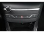Peugeot 308 SW BWJ 2020 1.2 131 PK Blue Lease Premium AUTOMAAT APPLE CARPLAY / ANDROID AUTO / PANORAMADAK / PRIV. GLAS / CAMERA / HALF LEDER / NAVI / CLIMA / CRUISE / BLUETOOTH / LANE ASSIST / PARKEERSENSOREN / LMV 16 INCH / DAB / MULTIFUNCT. STUUR / ISOFIX / LED