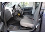 Volkswagen Up! 1.0 Cross up! BlueMotion 75 PK / Stoelverwarming / Airco