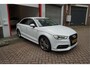 Audi A3 Limousine 1.4 TFSI CoD * S-Line S-Tronic Zeer Fraai * Side Skirts Black Line Grille Sportonderstel Front spoiler 8/2024 DSG koppeling + TCU twv € 3.000,-