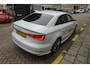 Audi A3 Limousine 1.4 TFSI CoD * S-Line S-Tronic Zeer Fraai * Side Skirts Black Line Grille Sportonderstel Front spoiler 8/2024 DSG koppeling + TCU twv € 3.000,-