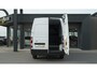 Renault Master T35 2.3 dCi 135 L2H2 Comfort | Direct Leverbaar | Navigatie | Parkeersensoren | Airco | Cruise Control | Vloerplaat In Laadruimte