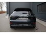Porsche Cayenne 4.0 Turbo V8 550PK | ACC | 360 Cam | Lane & Side Assist | Sport Design | Sport chrono | PDCC | Bose | E.TH 3500KG | Achterasbesturing | Carbon | Pano | Softclose | Luchtvering | Matrix Led | Keyless | PDLS+ | Garagedeuropener | Lederpack | Alcantara Hemel |