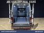 Volkswagen Crafter 2.0 TDI 140pk L3H3 L2H2 Euro6 Airco | Camera | Apple Carplay | Cruisecontrol Android Auto, Parkeersensoren, Bijrijdersbank, 3000kg Trekvermogen, zilver