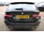 BMW 3-Serie Touring 330i High Executive M-PAKKET PANO DEALER OND.!
