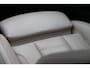 BMW 3-Serie Touring 330i High Executive M-PAKKET PANO DEALER OND.!