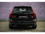 Volvo XC60 Recharge T6 AWD Ultimate Dark | Luchtvering | Bowers & Wilkins audio | Trekhaak | 360 Camera | Stoel- en stuurwielverwarming |