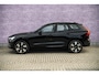 Volvo XC60 Recharge T6 AWD Ultimate Dark | Luchtvering | Bowers & Wilkins audio | Trekhaak | 360 Camera | Stoel- en stuurwielverwarming |