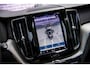 Volvo XC60 Recharge T6 AWD Ultimate Dark | Luchtvering | Bowers & Wilkins audio | Trekhaak | 360 Camera | Stoel- en stuurwielverwarming |