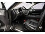 Volvo XC60 Recharge T6 AWD Ultimate Dark | Luchtvering | Bowers & Wilkins audio | Trekhaak | 360 Camera | Stoel- en stuurwielverwarming |