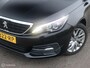 Peugeot 308 5Drs 1.2 PT 110 PK H6 Navigatie DonkerGlas Carplay Cruise Control