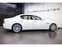 Maserati Coupé Quattroporte 4.2 Executive Btw auto, Fiscale waarde € 12.000,- (€ 24.752,07 Ex B.T.W) DEALER AUTO Dealer auto