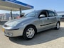 Ford Focus 1.6-16V Futura, leder, clima, trekhaak, nieuwe APK.