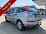 Ford Focus 1.6-16V Futura, leder, clima, trekhaak, nieuwe APK.