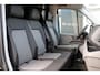 Volkswagen Crafter 35 2.0 Tdi L3H3 177Pk BPM vrij LED koplampen Navi Trekhaak Betimmering Velgen Pdc Camera Geveerde stoel Automaat