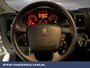 Peugeot Boxer 2.2 BlueHDi 120pk L2H2 Euro6 Airco | 2500kg Trekhaak | Cruisecontrol | Parkeersensoren Bijrijdersbank