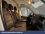Peugeot Boxer 2.2 BlueHDi 120pk L2H2 Euro6 Airco | 2500kg Trekhaak | Cruisecontrol | Parkeersensoren Bijrijdersbank