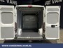 Peugeot Boxer 2.2 BlueHDi 120pk L2H2 Euro6 Airco | 2500kg Trekhaak | Cruisecontrol | Parkeersensoren Bijrijdersbank