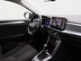 Volkswagen T-Roc 1.5 TSI Life Edition 150 PK DSG | Automaat | Stoelverwarming | Apple Carplay | Digital Cockpit | Climate Control | Achteruitrijcamera | Keyless | LED Verlichting | Rijstrookbehoudassistent |