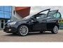 Volkswagen Golf 1.2 TSI MATCH - NIEUWE KETTING! - Voloptie - Stoelverwarming - Clima - PDC V + A - Navi & Achteruitrijcamera - Etc