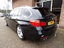 BMW 3-Serie Touring 320i High Executive Automaat / leder / Navi / Head Up / M Pakket