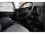 Land Rover Defender 90 2.3 Benzine 5 Personen * Nieuwstaat * Binnen buiten gerestaureerd met behoud originele elementen * Wegenbelastingvrij | Te koop For Sale Rotterdam Nederland