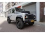 Land Rover Defender 90 2.3 Benzine 5 Personen * Nieuwstaat * Binnen buiten gerestaureerd met behoud originele elementen * Wegenbelastingvrij | Te koop For Sale Rotterdam Nederland
