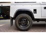 Land Rover Defender 90 2.3 Benzine 5 Personen * Nieuwstaat * Binnen buiten gerestaureerd met behoud originele elementen * Wegenbelastingvrij | Te koop For Sale Rotterdam Nederland