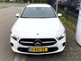 Mercedes-Benz A-klasse A200 Limousine 163pk 7G DCT-aut. Launch Edition AMG NL-auto met o.a. 18", wide-screen dash, camera, LED, navi, CarPlay, etc., etc.