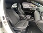 Mercedes-Benz A-klasse A200 Limousine 163pk 7G DCT-aut. Launch Edition AMG NL-auto met o.a. 18", wide-screen dash, camera, LED, navi, CarPlay, etc., etc.