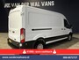 Ford Transit 2.0 TDCI 130pk L3H2 Euro6 Airco | Navigatie | Stoelverwarming | Camera | Apple Carplay | Android Auto LED, cruisecontrol, parkeersensoren, verwarmde voorruit, 2500kg trekvermogen