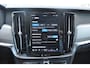 Volvo V90 T6 350PK Automaat Recharge AWD Plus Bright / Adpatieve cruise control/ BLIS/ Elektrische stoelen/ Harman Kardon audio/ Stoel en stuurwielverwarming/ Parkeersensoren met camera