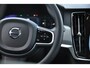 Volvo V90 T6 350PK Automaat Recharge AWD Plus Bright / Adpatieve cruise control/ BLIS/ Elektrische stoelen/ Harman Kardon audio/ Stoel en stuurwielverwarming/ Parkeersensoren met camera