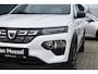 Dacia Spring Comfort 27 kWh 45pk | PDC Achter | Bluetooth | DAB | Radio | Automaat