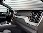 Volvo XC60 B5 R-Design / Panoramadak / 4 zone climat control / HarmanKardon audio /