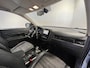 Mitsubishi Outlander 2.0 PHEV Executive Edition | Navigatie | LM Velgen 18" | Voorstoelen Verwarmd | Cruise Control | Airco |