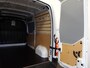 Renault Master T33 2.3 dCi 135 L2H2 BPM VRIJ! Airco Cruise control Parkeersensoren Navigatie Trekhaak