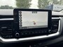 Kia Stonic 1.0 T-GDi MHEV DynamicPlusLine | Navigatie | Keyless entry- & start | Climate control | Achteruitrij camera | Buitenspiegels elektr. inklapbaar | Apple Carplay/Android Auto | Parkeersensoren achter |