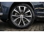 Volvo XC60 T8 Recharge AWD Plus Bright | Long Range | Harman Kardon audio | Verwarmbare voorruit | Full LED | Panoramadak | Adaptive Cruise control | Google Maps | Voorstoelen met geheugenfunctie