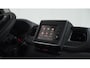 Renault Master T35 2.3 dCi 135 L2H2 Comfort | Direct Leverbaar | Navigatie | Parkeersensoren | Airco | Cruise Control | Vloerplaat In Laadruimte