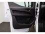 Renault Master T35 2.0 dCi 130pk L2H2 Advance | Laadruimtebetimmer | Trekhaak | Stoelverwarming |