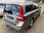 Volvo V70 3.2 Summum Automaat 238PK / LEER / XENON / TREKHAAK