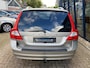 Volvo V70 3.2 Summum Automaat 238PK / LEER / XENON / TREKHAAK