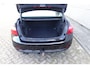 BMW 3-Serie 320D AUTOMAAT SPORTSTOELEN TREKHAAK HUD STOELVERWARMING