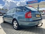 Skoda Octavia Combi 1.6 FSI Elegance, clima, cruisecontrol, pdc, trekhaak.